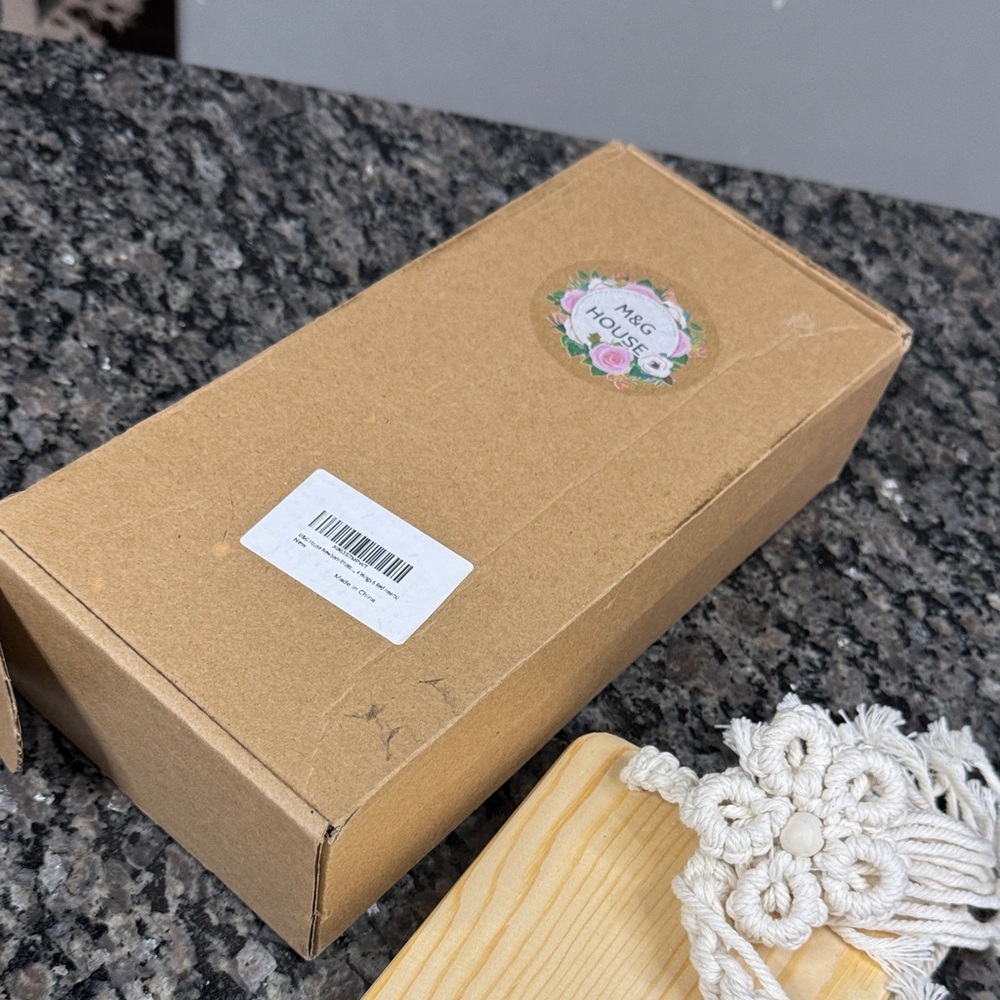 Boho Wood Shelf with Cream Macrame Tassels NEW in box - Picture 10 of 10